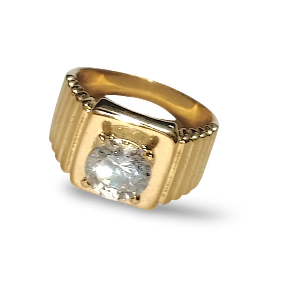 Bold Gold-Tone Ribbed Ring with Clear CZ Stone | Size 13.5 | NWOT